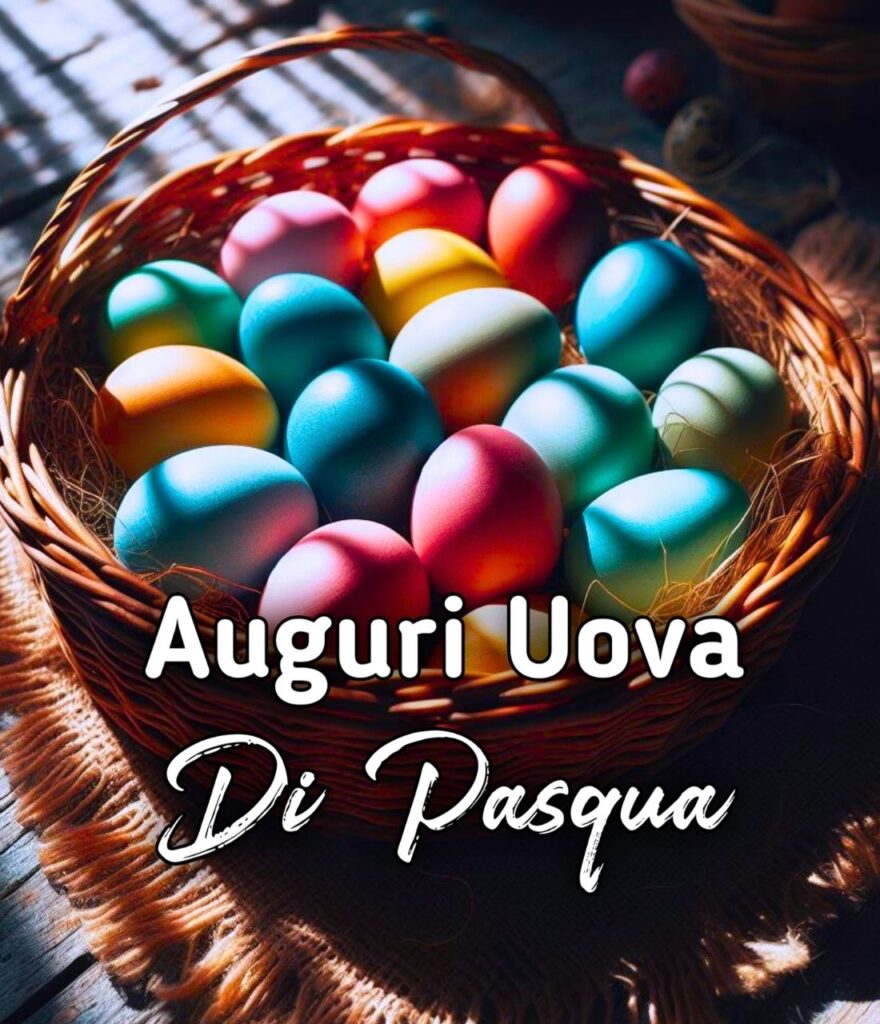 Auguri Di Buona Pasqua Snoopy Sdraiato Su Uovo